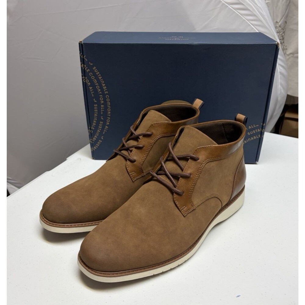 Dr. Scholl's Sync Up Chukka Boot Tan Mens Size 11.5 Wide New in Box